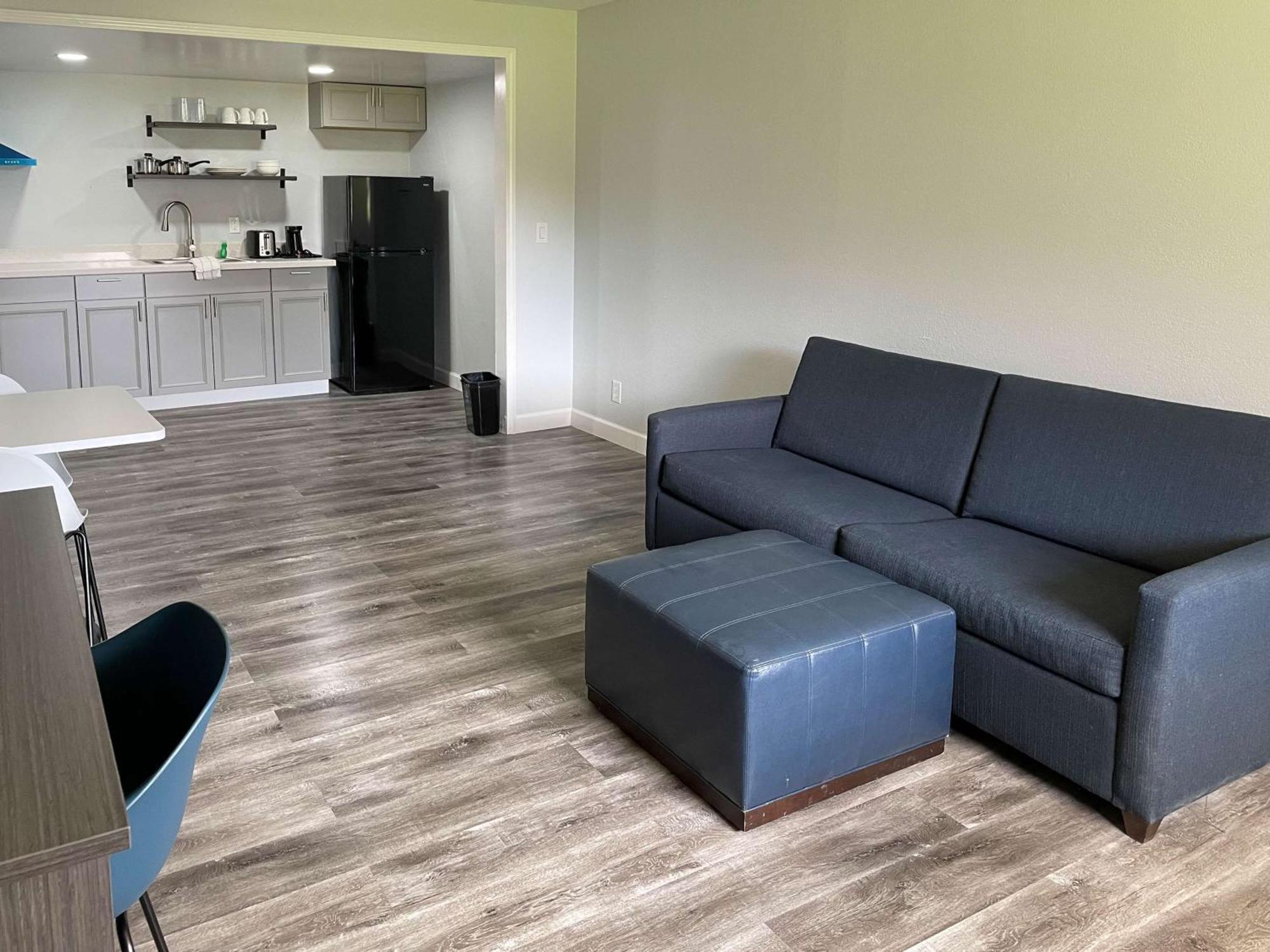 Studio 6 Tulsa Ok Central Екстериор снимка