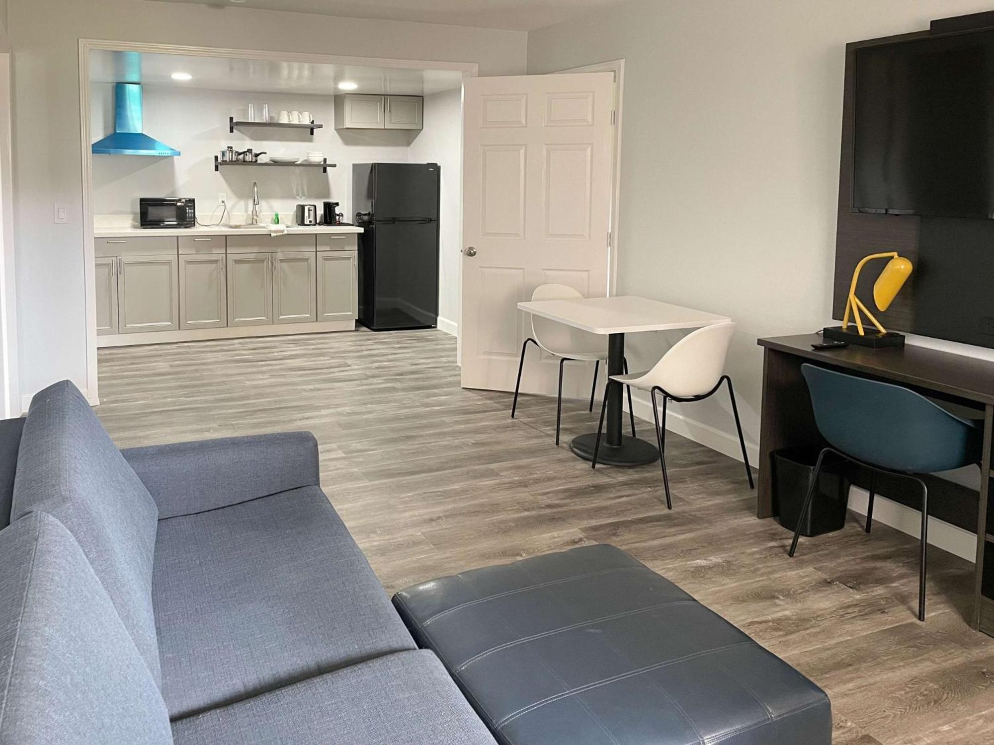 Studio 6 Tulsa Ok Central Екстериор снимка